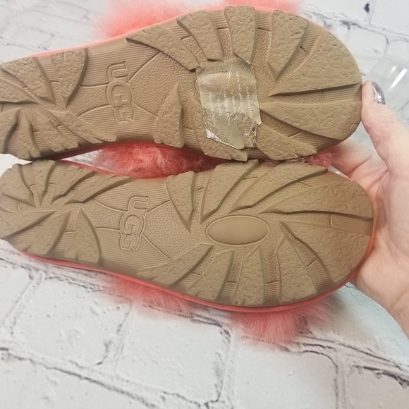 Ugg neon coral peach shearling scruff slides slippers - Picture 4 of 11